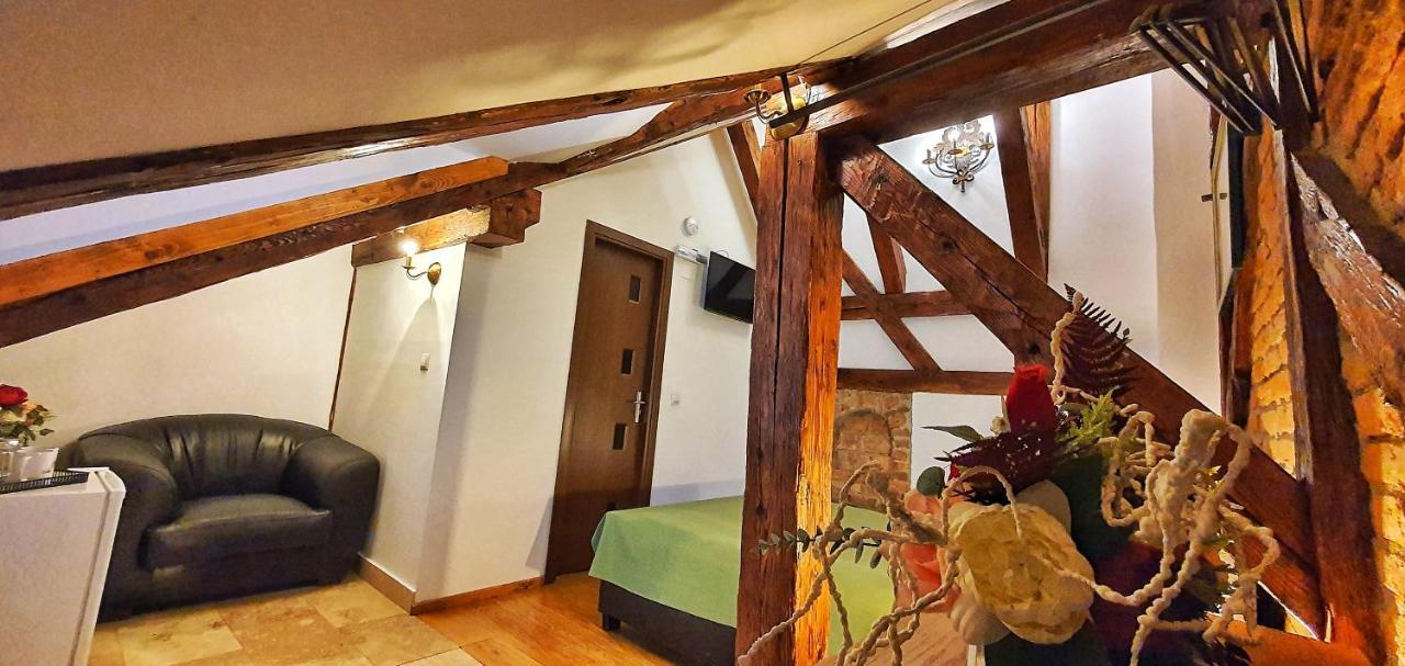 ホテル Casa Crown ブラショフ エクステリア 写真