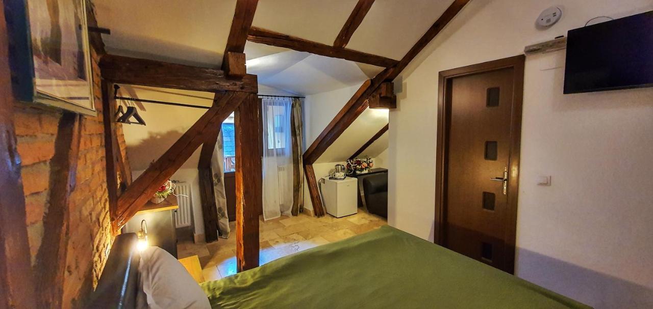ホテル Casa Crown ブラショフ エクステリア 写真