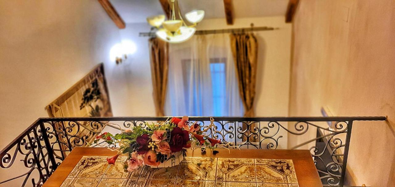 ホテル Casa Crown ブラショフ エクステリア 写真